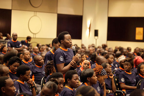 Urubyiruko rwiyemeje kwibohora ipfunwe ruterwa n