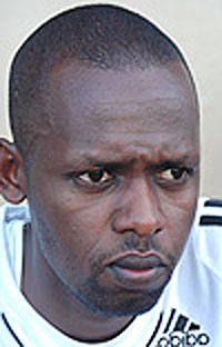 Yves Rwasamanzi, umutoza w'Isonga FC.