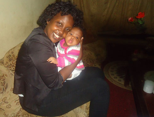 Zouzou ateruye umwana we yitiriye Henry.