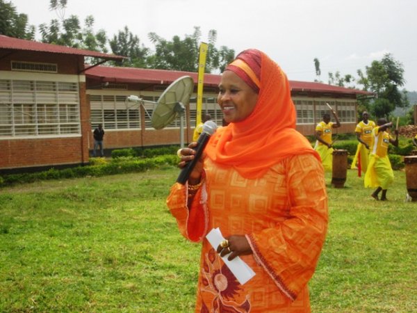 Zulufati Mukaruniga wari uhagarariye MTN Foundation.