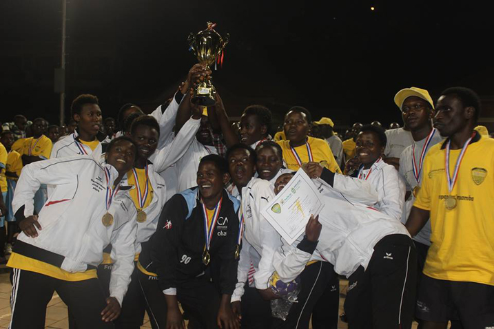 Gorillas Handball Club ubwo yegukanaga irushanwa "Impano n'Impamba Handball trophy"