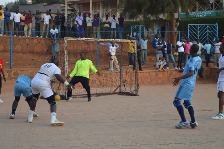 Aya makipe asanzwe ahangana no muri Shampiona