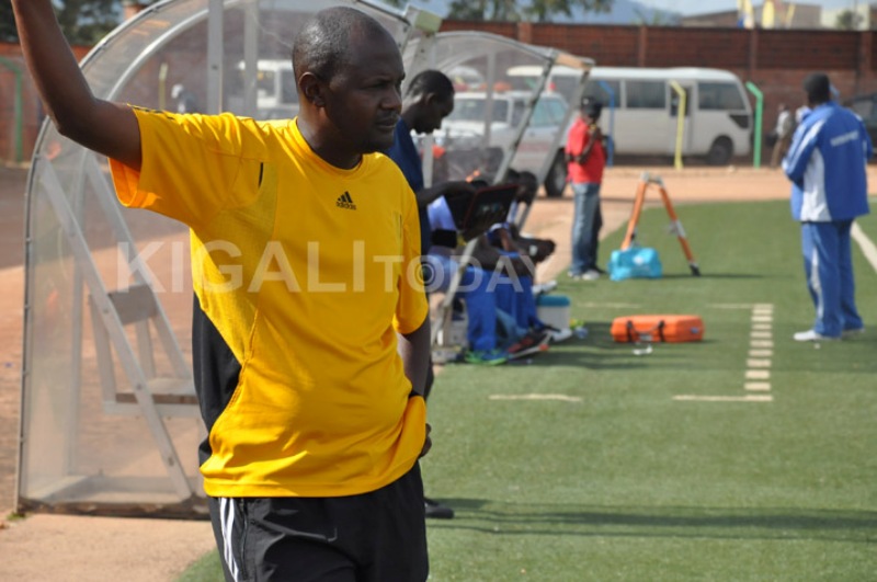 Ikibazo cy'ibyangombwa cyatumye Ruremesha Emmanuel ajya kuba umutoza wungirije muri Kiyovu Sports