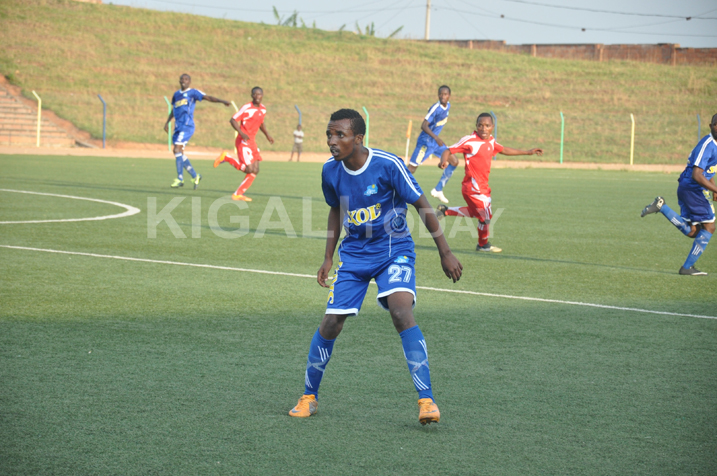 Savio ubu ari gukina mu ikipe ya Rayon Sports