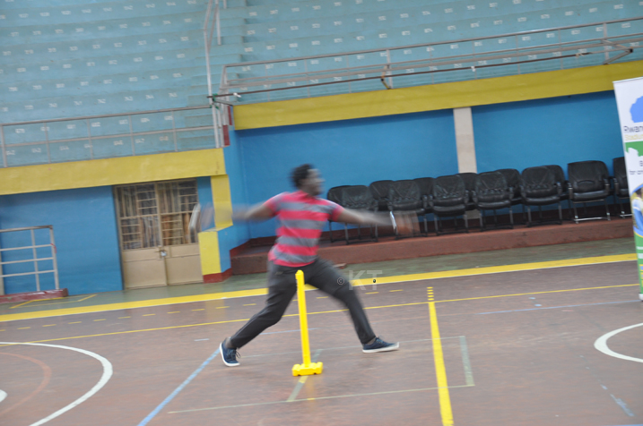 Uyu ni umwe mu boherezaga udupira