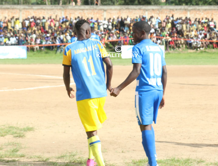 Shabban Hussein w'Amagaju na Nahimana Shassir bakinanaga muri Vital'o