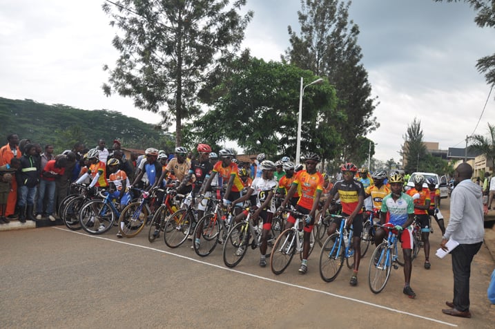 Abakinnyi 32 mbere yo guhaguruka