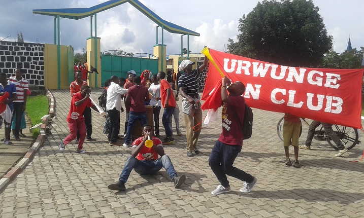 Aba bafana ba Musanze bo ni uku babigenje