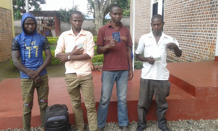 Aba basore ngo bagiye muri Uganda bamwe bagendeye kuri Pasiporo ariko barafatwa