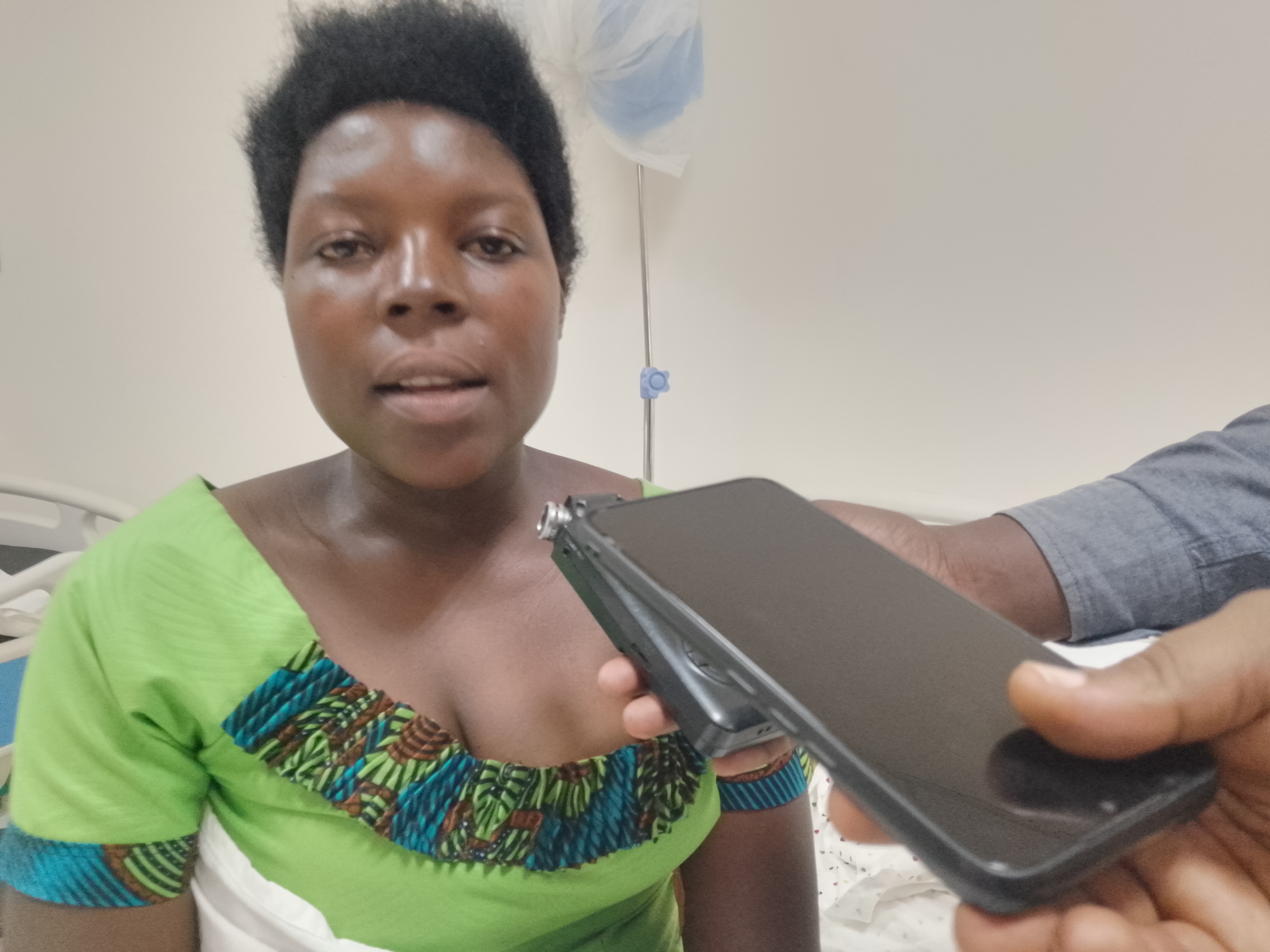 Bavuga ko iyo ngobyi y'abarwayi igiye kubafasha kujya bagera kwa muganga batararemba