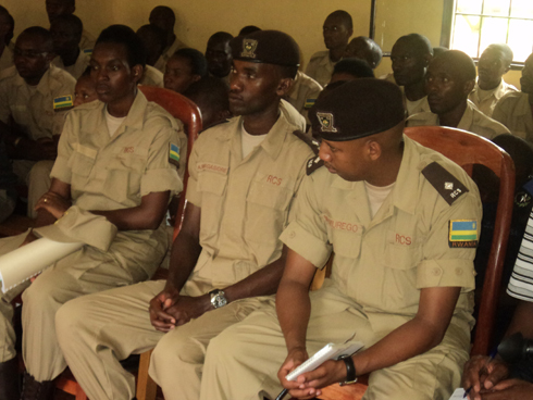 Abacunga gereza bashimiwe umurimo bakora.