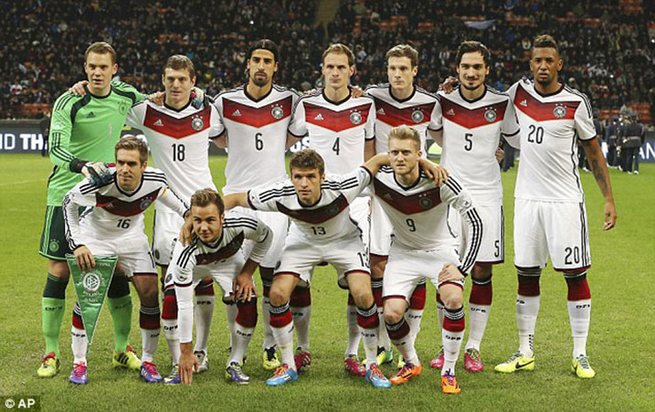 Abadage bakomeje kwiharira umwanya wa mbere