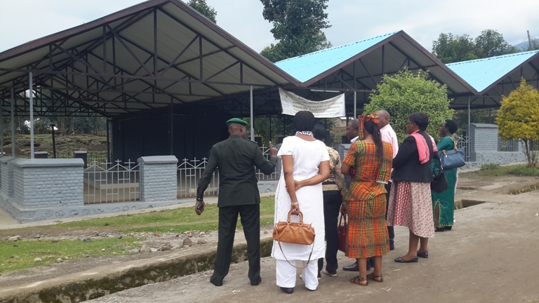 Abadepite bageze ku Rwibutso rwa Jenoside rwa Busogo basanga rutujuje ibisabwa