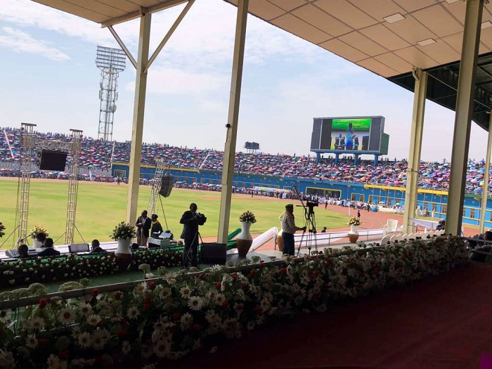 Ku isabato muri 'weekend' ishize imbaga y'Abadivantisiti mu Rwanda yateraniye muri Sitade Amahoro yizihiza isabukuru y'imyaka 100 iryo torero rimaze rishinzwe mu Rwanda