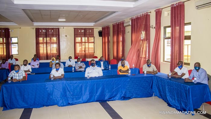 Abayobozi ba Fan Clubs mu nama na Komite y