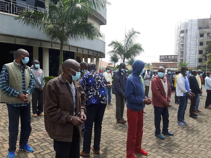 Abafashwe ni abasirikare 57 n