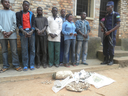 Abafatanywe ibiyobyabwenge basanzwe babicuruza.