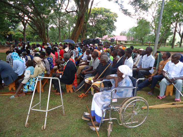 Abafite ubumuga muri rusange baratabariza bagenzi ba bo bafite ubumuga bw