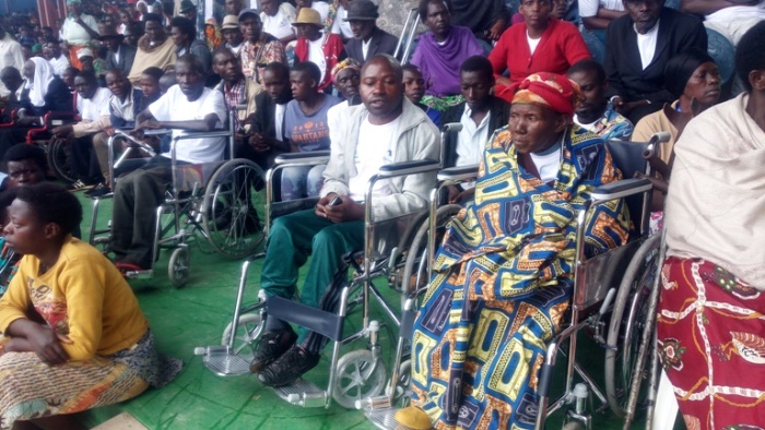 Abafite ubumuga bifuza ko bahabwa ibyiciro by