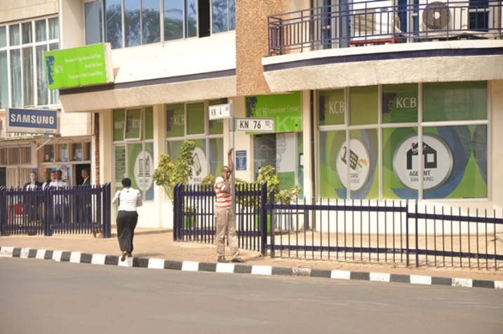 Abagana amabanki barahumurizwa ku bijyanye n'umutekano.