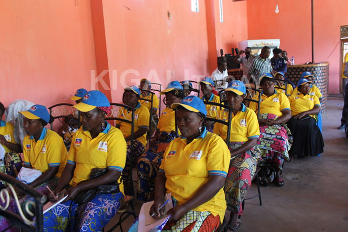 Abagore bishimiye isoko bubakiwe na CEPGL.