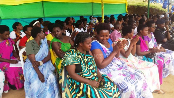 Abagore b'i Rutsiro ngo biyemeje ko uzajya usanga umugabo w'abandi bazajya bajyayo bakamukurayo.