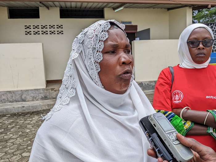 Akimanizanye Salima uyobora ishyirahamwe Iterambere ry'Umugore rigizwe n'abagore 50