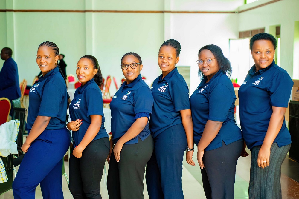 Bamwe mu bagore basifura umukino wa Volleyball