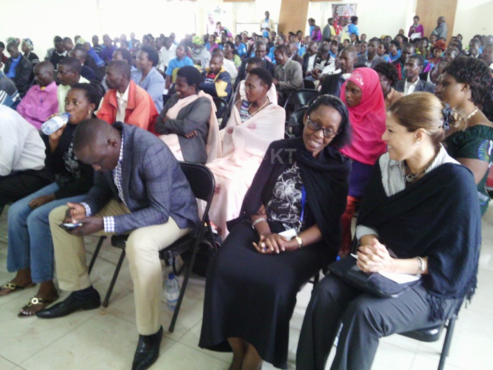 Abagore batinyutse gutangirira kuri make bavuga ko bigaragaza ugereranyije nabakomeje kwinangira.