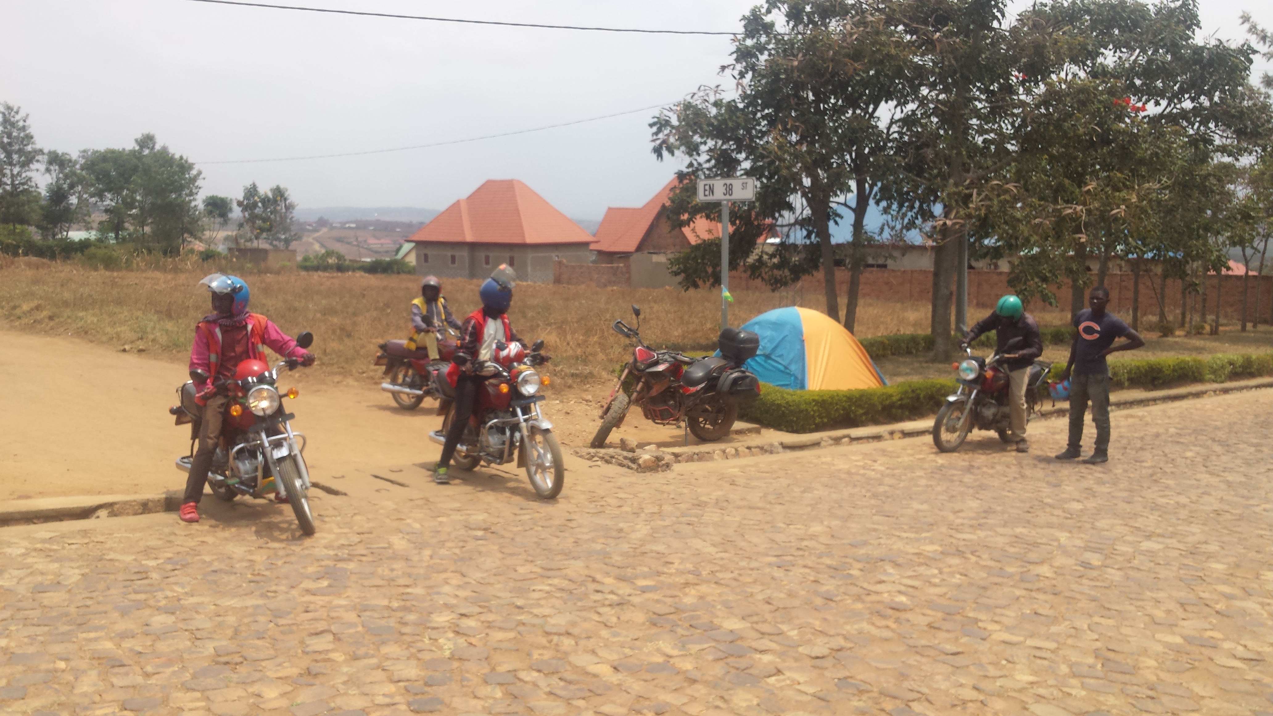 Abantu bahacaga baratangaraga kuko batabimenyereye muri aka karere