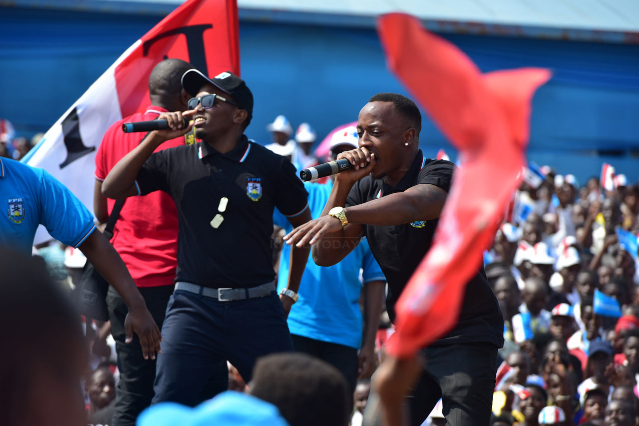 Nizo wo muri Urban Boys na Tom Close 