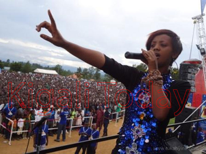 Nyuma yo gukurwaho amanota ashinjwa kuririmbira kuri CD kandi bibujijwe, Knowless avuga ko ari ukumusebya kandi ngo akanama nkemuramaka katisubiyeho ngo anasabwe imbabazi ashobora gusezera muri PGGSS5.