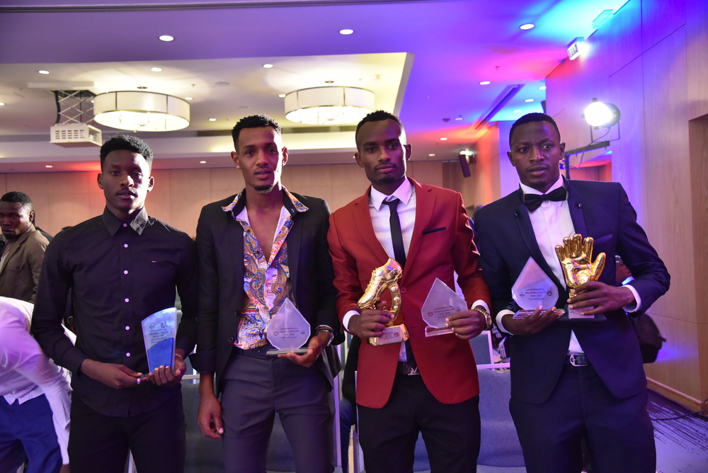 Bamwe mu begukanye ibihembo umwaka ushize