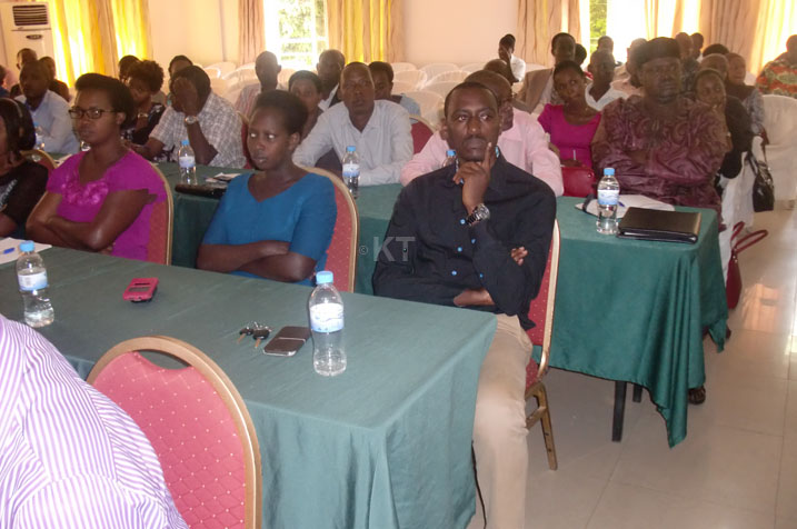 Abahesha b'inkiko bagiriwe inama yo kunoza imikorere yabo abananiranye bagahanwa