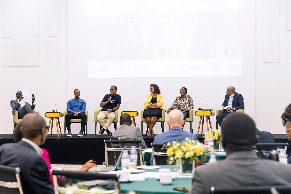 Ibigo by'imari n'iby'ikoranabuhanga birizeza abahinzi igishoro ku nyungu nto