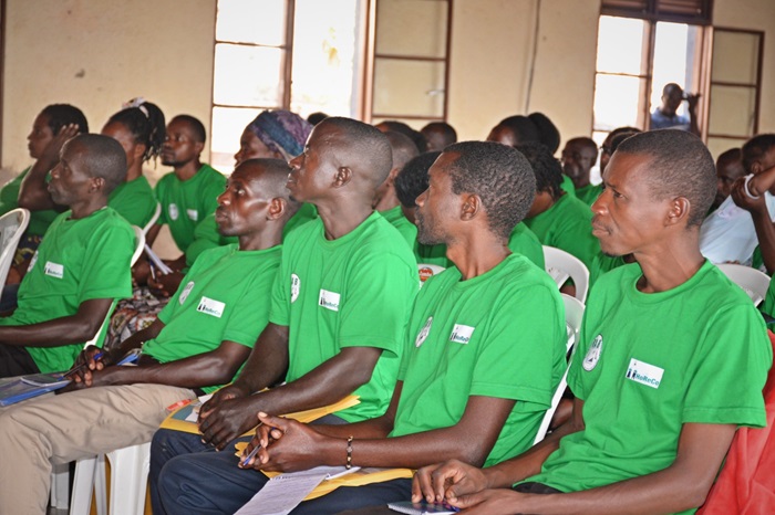 Abahinzi barimo guhugurwa uburyo bwo kunoza imihingire