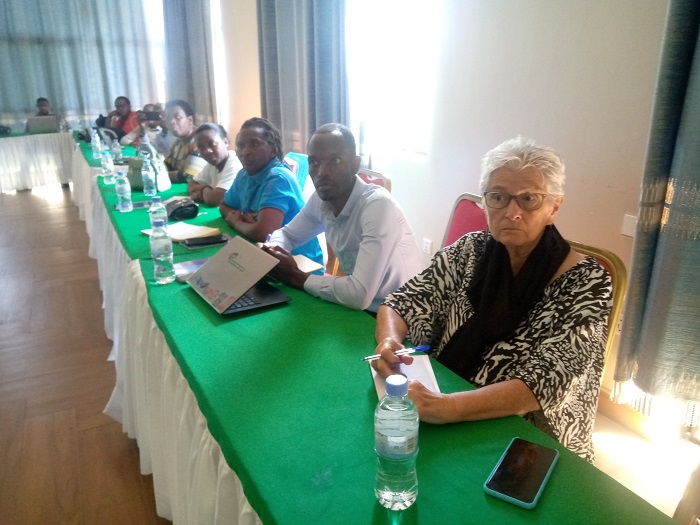 Batangiye guhabwa amahugurwa agamije kubongerera ubumenyi n'ubushobozi bwo kwita ku bana bafite ubumuga bwo mu mutwe