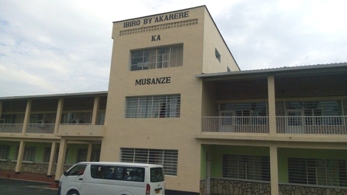 Hadutse abajura biba babanje gukingirana abaturanye n