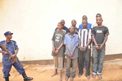 Abantu umunani batawe muri yombi kubera ibikorwa by