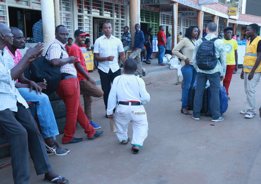 Abajya kurira iminsi mikuru iwabo nabo baba ari benshi