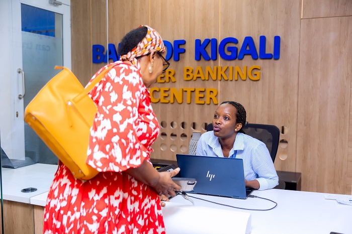 Abakiriya banyurwa na serivisi bahabwa ku ishami ry'i Nyarutarama