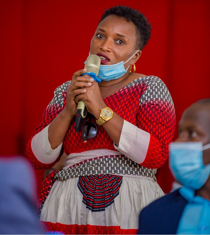 Abakiriya ba Kabarondo bifuje ko Banki yakubakwa bushya bagahererwa serivisi ahantu hasa neza