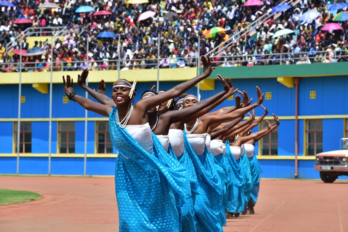 Abakobwa b'inyamibwa