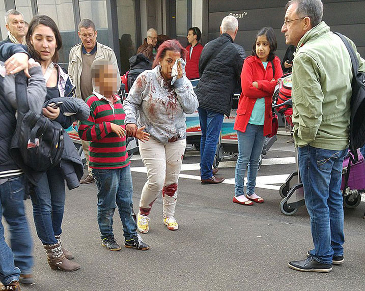 Abakomeretse bo bamwe bavuga muri 20 abandi bakavuga muri 30.