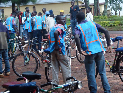 Abakora umwuga wo gutwara abagenzi ku magari nabo bari mubavugwa ko bagenda nabi mu muhanda.