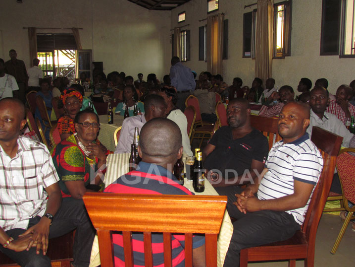 Abakozi b'Ibitaro bya Gahini barasabwa kubaha umurwayi kuko ari we mukoresha wabo mukuru.