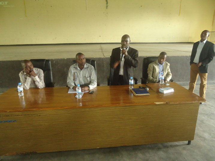 Abakozi ba MIFOTRA basobanurira abikorera impamvu yo gushyiraho intumwa z