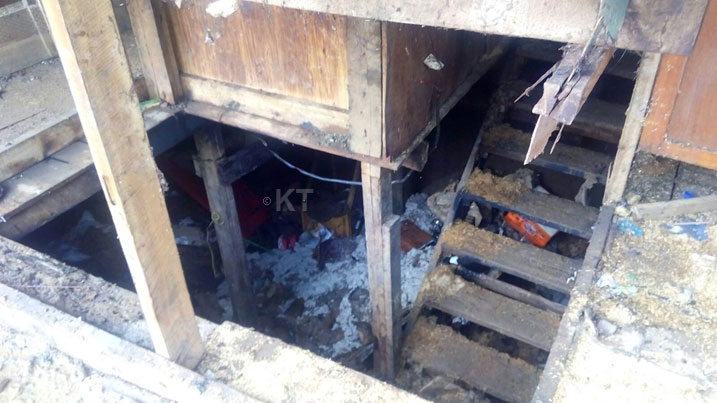 Abakozi bavuga ko umuriro watewe n'amashanyarazi uturutse hasi muri kave ariko nyir'ikigo akavuga ko hatwitswe n'umuntu washakaga kumuhombya.