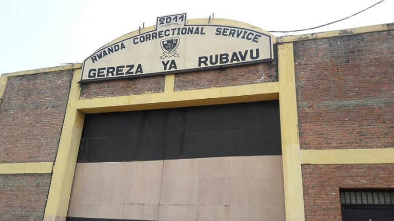 Abakozi batatu ba Gereza ya Rubavu baguye mu mpanuka