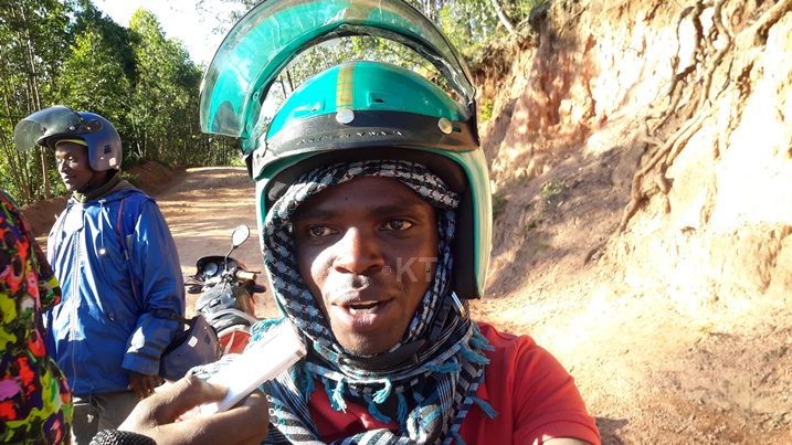 Abamotari bavuga ko aho kunyura ku kiraro cya Mpanga bazenguruka bikabatwara igihe.